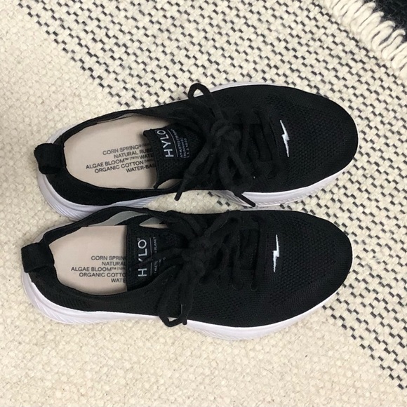 Hylo Light Sneaker - Picture 2 of 3